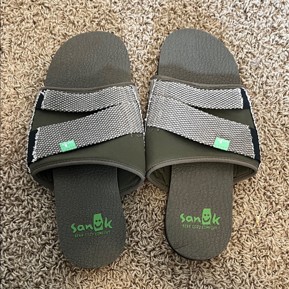 Sanuk Olive and Gray Slide Sandals